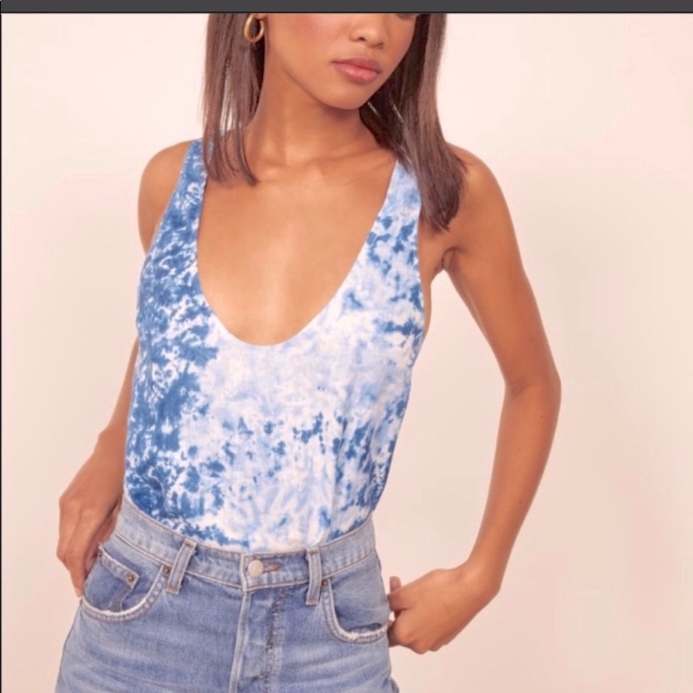 NWT Reformation linen Lyle top. Shibori. Size M.